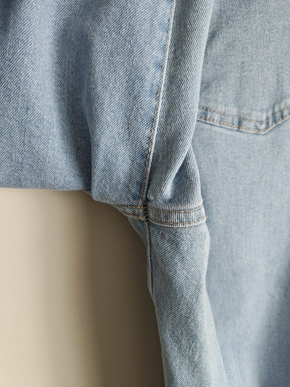 Levi's Light Blue High-Rise Wide Leg Jeans - Picture 7 of 15